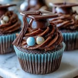 Simple Graduation Cupcakes Cap Toppers